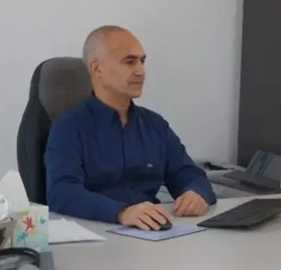 حسین انصاری