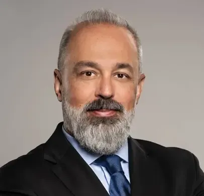 کورش امینیان